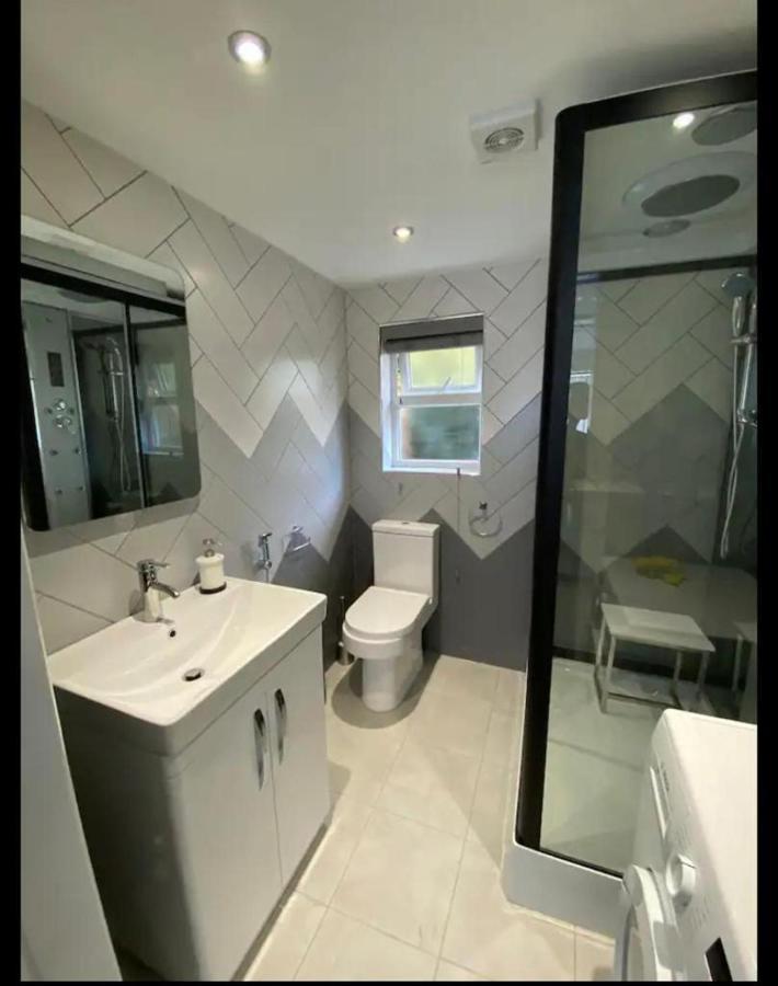 Man Studio - Stereoshower Freeparking 5Min-Metro Манчестер Экстерьер фото